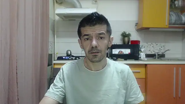 Snapshot of Dale_E chatting on January 14, 2026, 5:33 am Dale E online show from January 14, 2026, 5:33 am