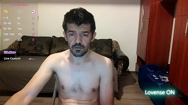 Snapshot of Dale_E chatting on June 18, 2026, 10:48 pm Dale E online show from June 18, 2026, 10:48 pm