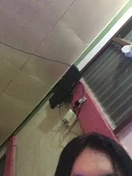 Pretty moccha online show from November 19, 2025, 12:49 pm