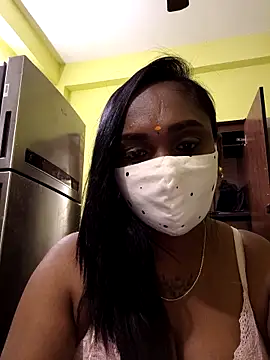 Dharshini98 online show from February 4, 2026, 11:11 pm