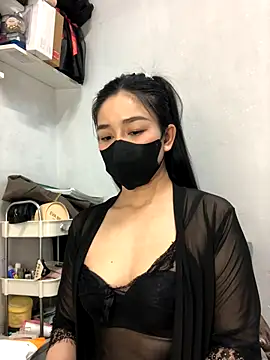 Tina 2k3 online show from December 14, 2025, 9:04 am