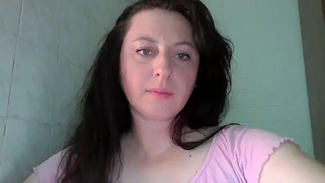 Snapshot of MelinaAx chatting on June 24, 2026, 8:06 pm MelinaAx online show from June 24, 2026, 8:06 pm