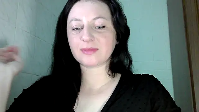 MelinaAx online show from April 10, 2026, 7:32 pm