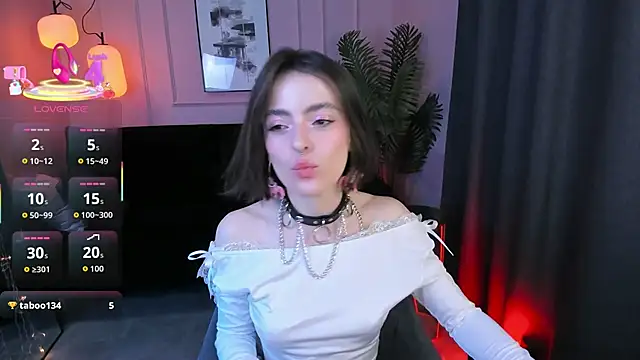 Lana  Soft online show from March 7, 2026, 8:36 pm