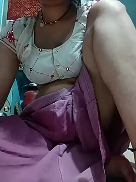 Snapshot of beutiful_hot chatting on May 26, 2026, 10:08 pm beutiful hot online show from May 26, 2026, 10:08 pm