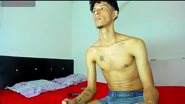 kaiborman00 online show from February 24, 2026, 2:56 am