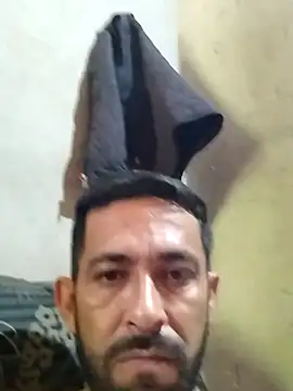 Snapshot of joselo2217 chatting on February 4, 2026, 7:42 pm joselo2217 online show from February 4, 2026, 7:42 pm