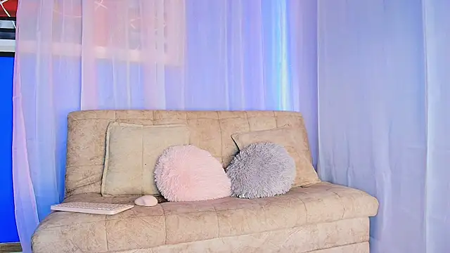 Snapshot of lizzy_kane chatting on February 20, 2026, 8:11 pm lizzy kane online show from February 20, 2026, 8:11 pm