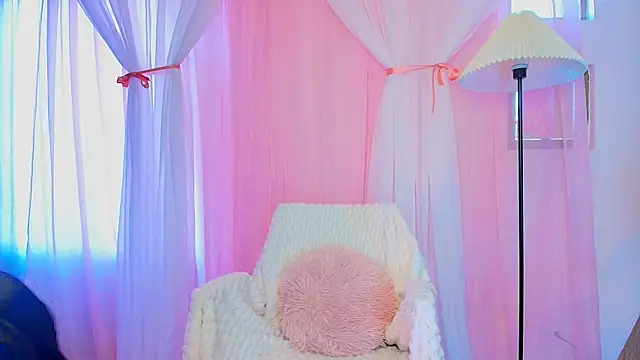 Snapshot of lizzy_kane chatting on March 14, 2026, 8:15 pm lizzy kane online show from March 14, 2026, 8:15 pm