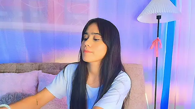 Snapshot of lizzy_kane chatting on April 8, 2026, 8:10 pm lizzy kane online show from April 8, 2026, 8:10 pm