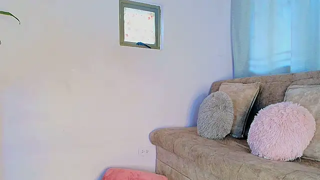 Snapshot of lizzy_kane chatting on February 12, 2026, 8:19 pm lizzy kane online show from February 12, 2026, 8:19 pm