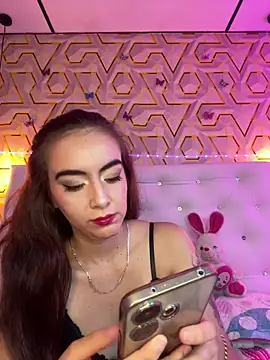 MelanyyJhonson15 online show from February 12, 2026, 1:38 am