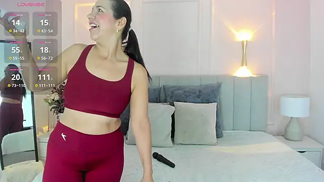 Snapshot of Dulce_emi chatting on May 29, 2026, 12:22 pm Dulce emi online show from May 29, 2026, 12:22 pm