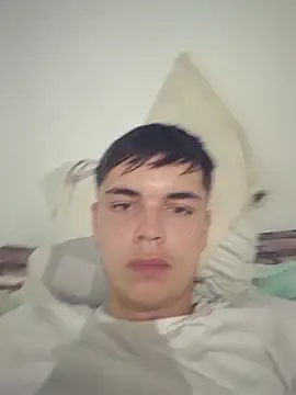 Snapshot of UnpaidMorn chatting on December 16, 2025, 11:20 pm UnpaidMorn online show from December 16, 2025, 11:20 pm