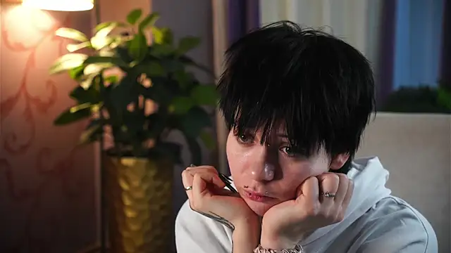 Snapshot of MiTeehee chatting on November 15, 2025, 11:47 am MiTeehee online show from November 15, 2025, 11:47 am