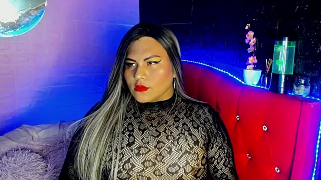 Snapshot of Chloe_Nasty chatting on November 15, 2025, 12:14 am Chloe Nasty online show from November 15, 2025, 12:14 am