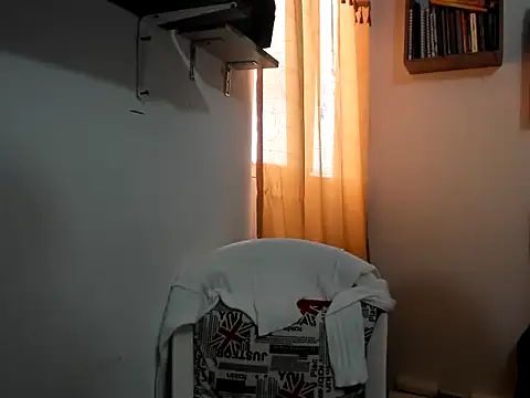 Snapshot of caroline_47 chatting on January 17, 2026, 1:26 pm caroline 47 online show from January 17, 2026, 1:26 pm