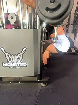 Monahliza online show from December 3, 2025, 10:25 am