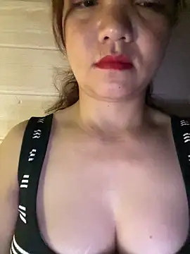Diana-sexyy online show from May 27, 2026, 8:05 pm