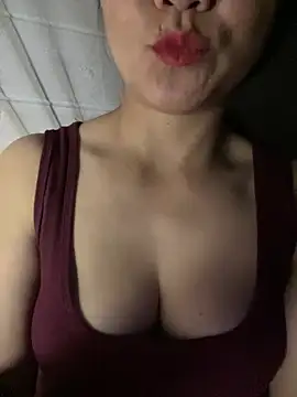 Snapshot of Diana-sexyy chatting on March 28, 2026, 2:51 pm Diana-sexyy online show from March 28, 2026, 2:51 pm