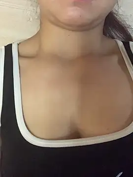 Snapshot of Diana-sexyy chatting on February 6, 2026, 3:46 am Diana-sexyy online show from February 6, 2026, 3:46 am