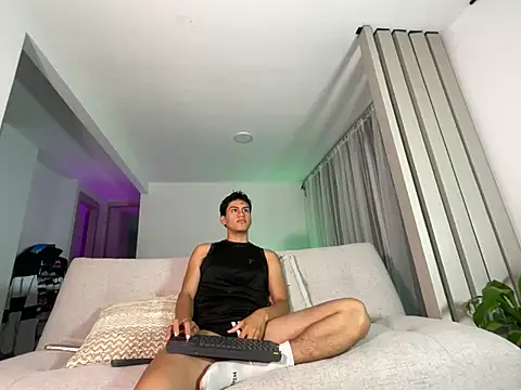 Snapshot of Mark_Nico chatting on July 13, 2026, 4:01 am Mark Nico online show from July 13, 2026, 4:01 am