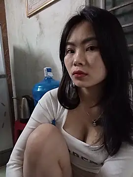 Snapshot of Lynk2x chatting on November 25, 2025, 11:54 am Lynk2x online show from November 25, 2025, 11:54 am