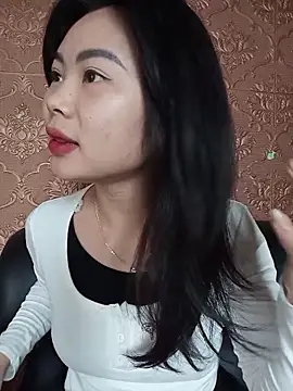 Snapshot of Lynk2x chatting on December 5, 2025, 4:44 am Lynk2x online show from December 5, 2025, 4:44 am