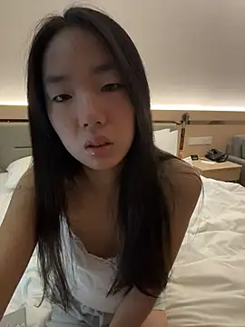 Snapshot of TinyBabe chatting on November 20, 2025, 2:01 am TinyBabe online show from November 20, 2025, 2:01 am