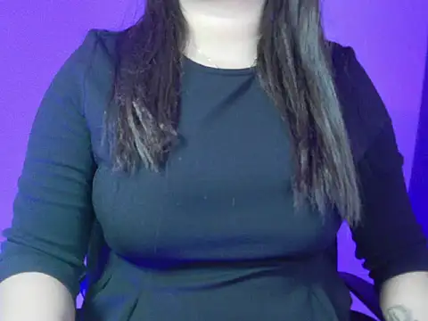 Saira Hotty online show from November 29, 2025, 3:12 pm