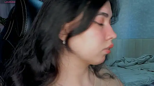 Snapshot of Diara_1an chatting on April 20, 2026, 3:20 am Diara 1an online show from April 20, 2026, 3:20 am