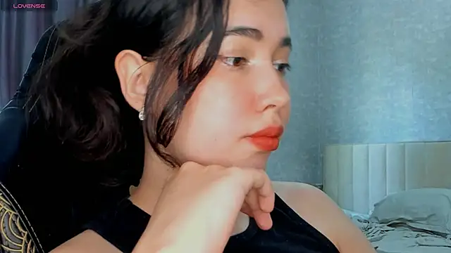 Snapshot of Diara_1an chatting on May 28, 2026, 4:42 am Diara 1an online show from May 28, 2026, 4:42 am