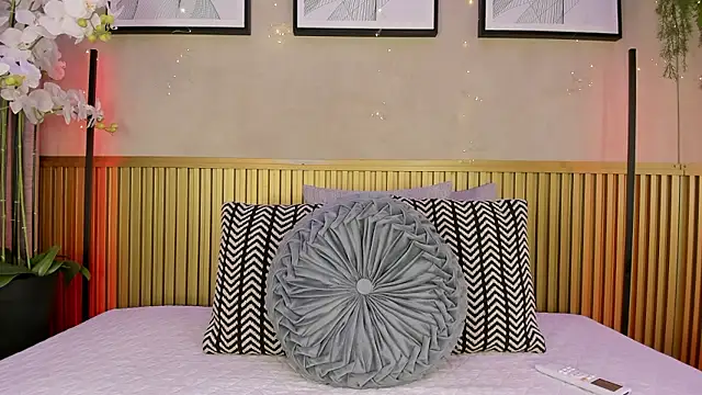 Snapshot of Gia_ricci_ chatting on July 15, 2026, 5:25 am Gia ricci online show from July 15, 2026, 5:25 am