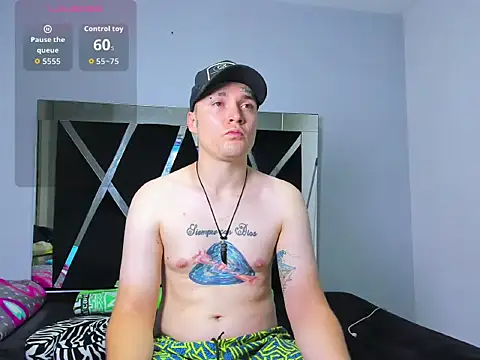 Snapshot of maxxgalacticus chatting on November 13, 2025, 6:23 pm maxxgalacticus online show from November 13, 2025, 6:23 pm