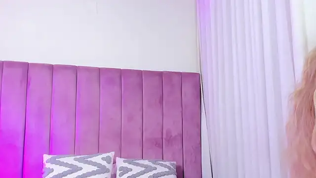 Snapshot of Valentino_moretti chatting on March 30, 2026, 11:55 am Valentino moretti online show from March 30, 2026, 11:55 am