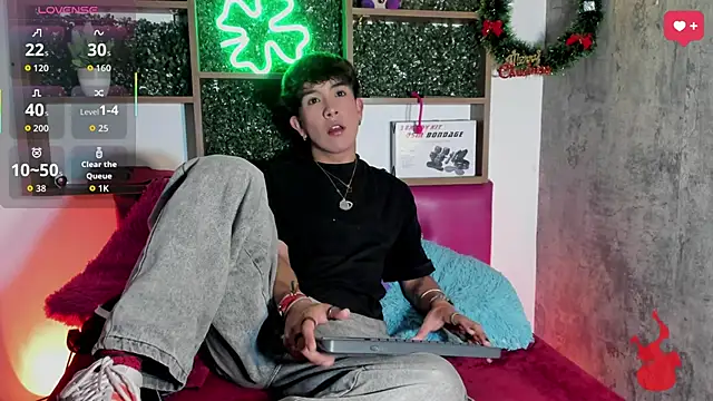 Angeldust19 online show from November 30, 2025, 12:33 am