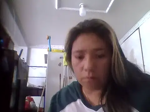 marcelaxxxl online show from November 23, 2025, 7:46 pm