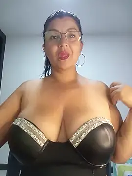 Snapshot of CelesteAlvarez1989 chatting on July 8, 2026, 2:03 am CelesteAlvarez1989 online show from July 8, 2026, 2:03 am