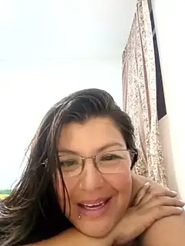 CelesteAlvarez1989 online show from April 29, 2026, 4:49 am