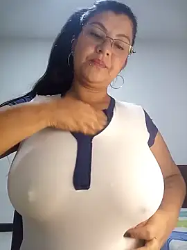 Snapshot of CelesteAlvarez1989 chatting on June 14, 2026, 7:31 am CelesteAlvarez1989 online show from June 14, 2026, 7:31 am