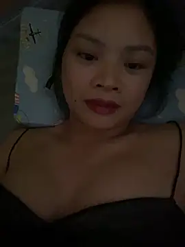 Snapshot of sara-xx chatting on November 27, 2025, 6:36 am sara-xx online show from November 27, 2025, 6:36 am