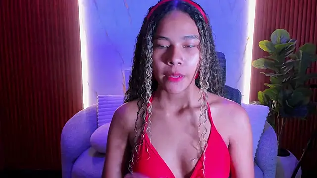 Snapshot of zendayavg chatting on November 20, 2025, 12:17 pm zendayavg online show from November 20, 2025, 12:17 pm