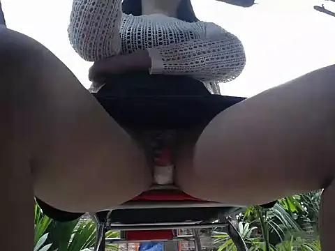 Amos Eva online show from December 17, 2025, 1:10 am