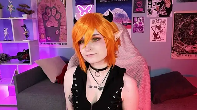 Snapshot of vronnier chatting on April 22, 2026, 3:19 pm vronnier online show from April 22, 2026, 3:19 pm