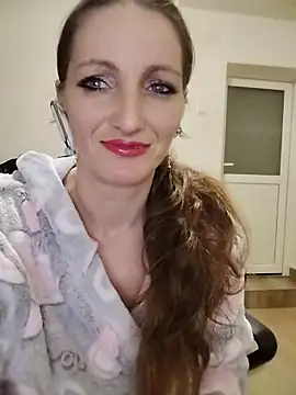 Snapshot of CrazyMaya39 chatting on April 16, 2026, 9:39 pm CrazyMaya39 online show from April 16, 2026, 9:39 pm