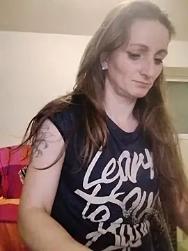 CrazyMaya39 online show from February 18, 2026, 9:11 pm