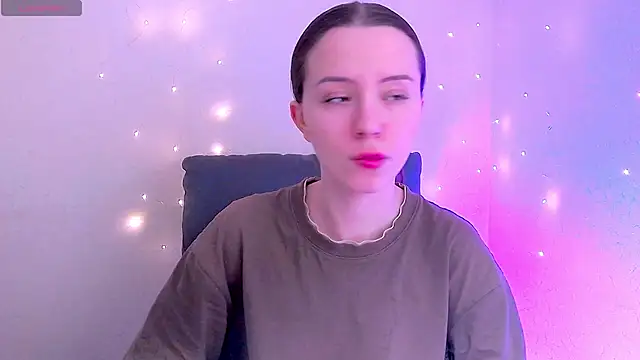 Snapshot of BellaVelure6767 chatting on March 23, 2026, 1:06 am BellaVelure6767 online show from March 23, 2026, 1:06 am
