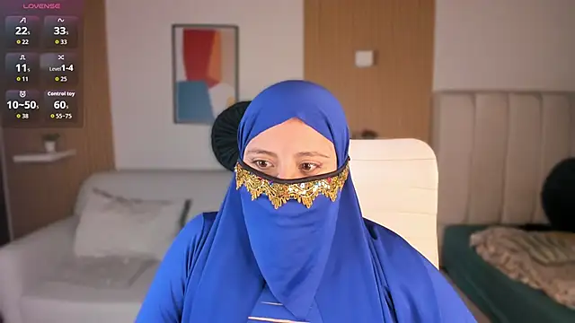 Snapshot of miss_arabicaaa chatting on December 17, 2025, 12:37 am miss arabicaaa online show from December 17, 2025, 12:37 am