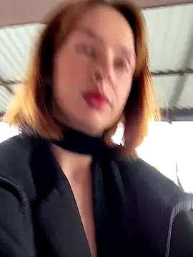 Snapshot of hani_obsessed chatting on November 20, 2025, 9:43 am hani obsessed online show from November 20, 2025, 9:43 am