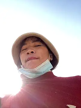 Snapshot of pitty_mymi chatting on January 15, 2026, 2:15 am pitty mymi online show from January 15, 2026, 2:15 am